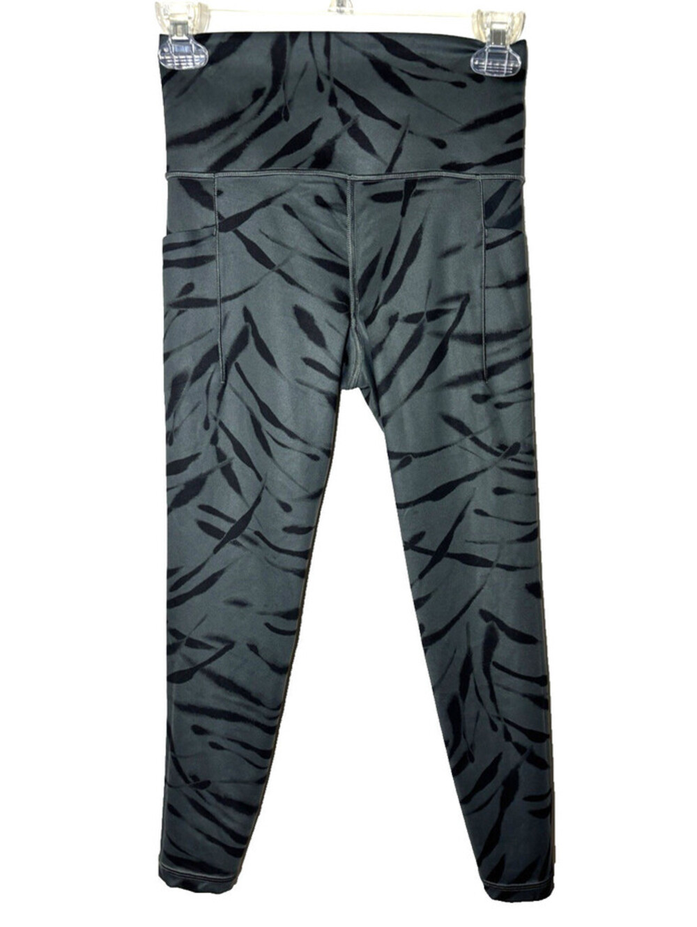 Athleta Leggings Womens Size XS Black Gray Zebra Salutation Stash Pocket II 7/8